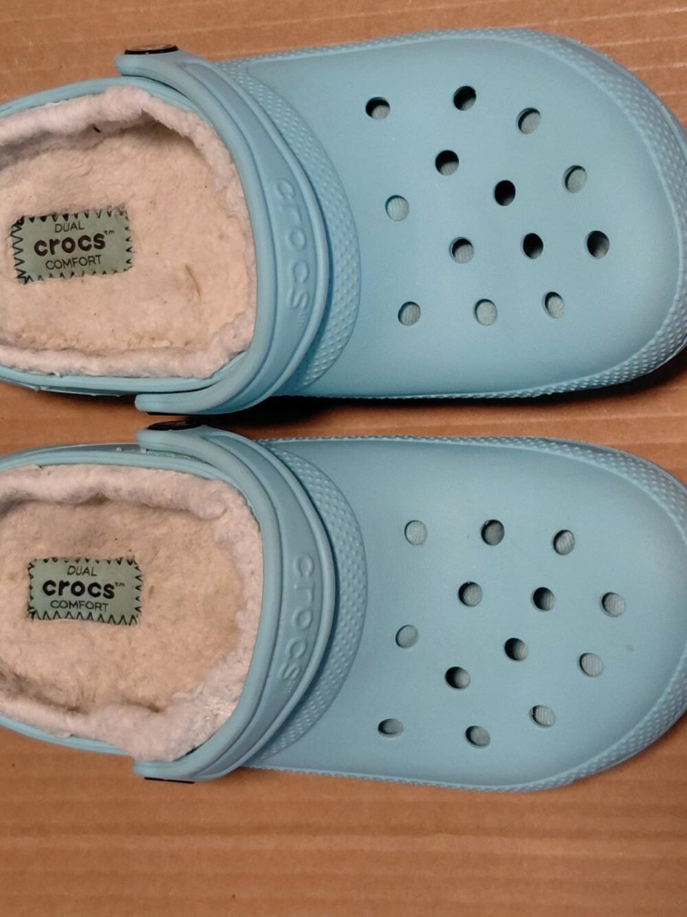 Crocs Classic Lined Baby Blue Clog Women's Size 9 - Picture 3 of 11